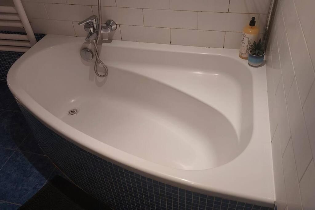 Family Friendly 1 Bed Appartment 브뤼셀 외부 사진